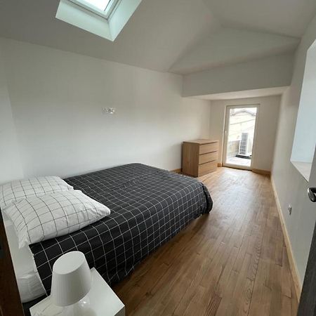 Superbe Maison De Ville, Renovee A 15 Min De Lyon Saint-Symphorien-dʼOzon Buitenkant foto